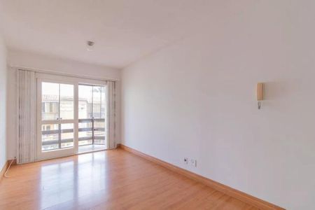 Sala  de apartamento para alugar com 2 quartos, 50m² em Centro, Viamão