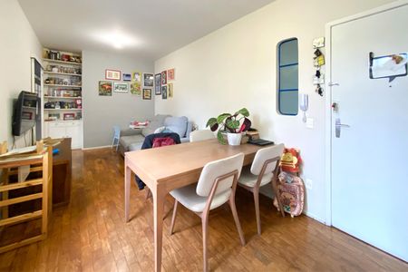 Sala de apartamento para alugar com 2 quartos, 59m² em Coração Eucarístico, Belo Horizonte