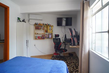 Casa à venda com 535m², 5 quartos e 1 vagaQuarto  1 