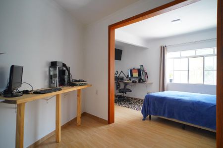 Casa à venda com 535m², 5 quartos e 1 vagaQuarto  1 