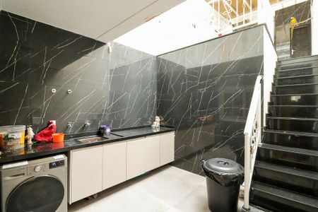 Casa à venda com 150m², 3 quartos e 4 vagasÁrea de Serviço e Churrasqueira