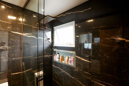 Casa à venda com 150m², 3 quartos e 4 vagasBanheiro da Suíte