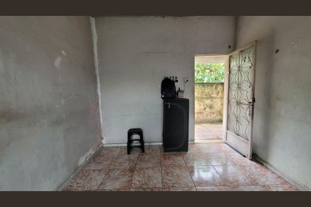 Sala de casa para alugar com 2 quartos, 40m² em Turiaçú, Rio de Janeiro