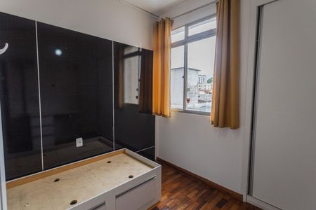 Quarto 1 de apartamento para alugar com 2 quartos, 65m² em Floresta, Belo Horizonte