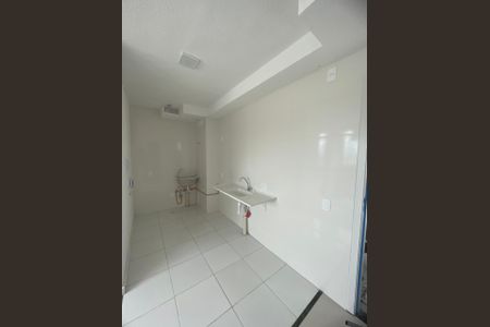 Cozinha de apartamento para alugar com 2 quartos, 38m² em Vila Pereira Cerca, São Paulo