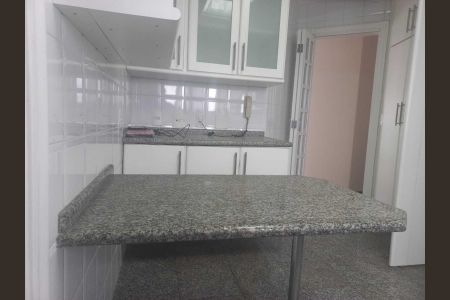 Apartamento para alugar com 4 quartos, 120m² em Vila Gomes Cardim, São Paulo
