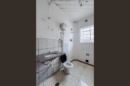 Casa para alugar com 70m², 3 quartos e sem vaga Casa para alugar com 70m², 3 quartos e sem vagaBanheiro