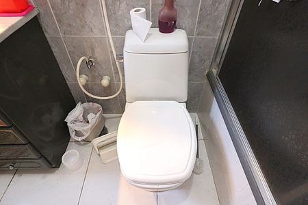 Casa à venda com 262m², 3 quartos e 6 vagasBanheiro da Suíte
