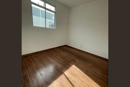 Quarto de apartamento à venda com 2 quartos, 57m² em Vila Diehl, Novo Hamburgo