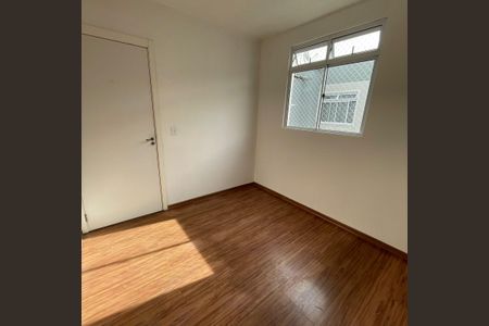 Quarto de apartamento à venda com 2 quartos, 57m² em Vila Diehl, Novo Hamburgo