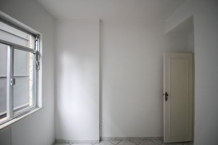 Apartamento para alugar com 74m², 3 quartos e sem vagaQuarto 2