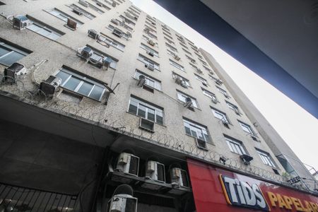 Apartamento para alugar com 74m², 3 quartos e sem vagaFachada