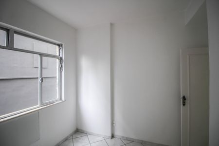 Apartamento para alugar com 74m², 3 quartos e sem vagaQuarto 2