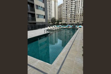 Apartamento à venda com 63m², 3 quartos e 1 vaga Apartamento à venda com 63m², 3 quartos e 1 vagaPiscina