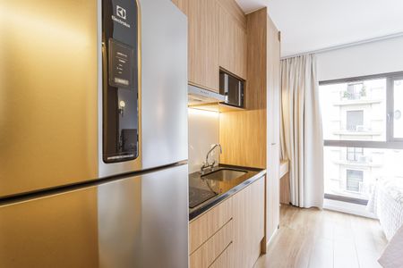 Studio para alugar com 21m², 1 quarto e sem vaga Studio para alugar com 21m², 1 quarto e sem vagaCozinha