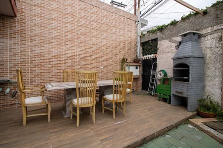 Casa à venda com 127m², 3 quartos e 2 vagasQuintal