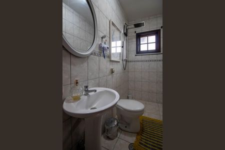 Casa à venda com 127m², 3 quartos e 2 vagasBanheiro 1