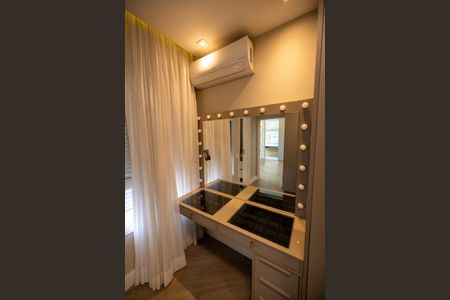 Apartamento para alugar com 200m², 3 quartos e 3 vagasBanheiro Suite Master