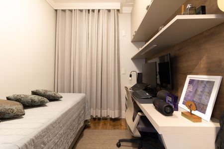 Apartamento à venda com 68m², 2 quartos e 1 vagaQuarto 2