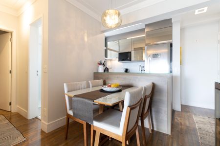 Apartamento à venda com 68m², 2 quartos e 1 vagaSala