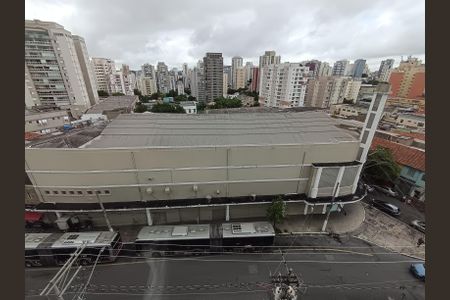 Studio para alugar com 28m², 1 quarto e 1 vaga Studio para alugar com 28m², 1 quarto e 1 vagaVista