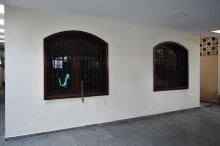 Casa à venda com 234m², 4 quartos e 3 vagasGaragem