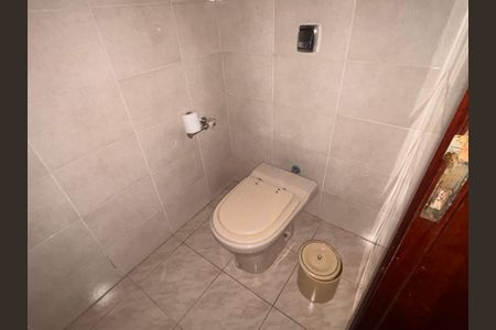 Casa à venda com 234m², 4 quartos e 3 vagasLavabo