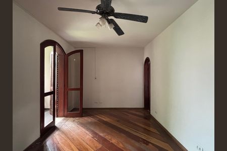 Casa à venda com 234m², 4 quartos e 3 vagasSuíte 2