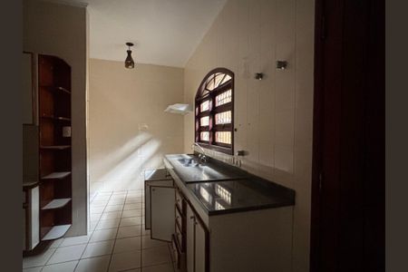 Casa à venda com 234m², 4 quartos e 3 vagasCozinha