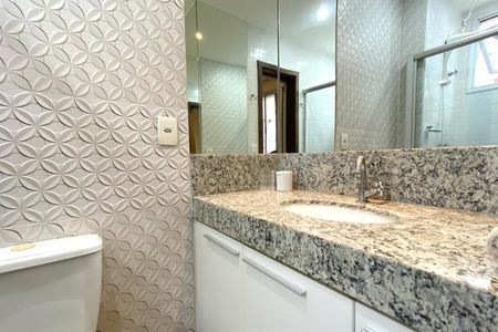 Apartamento à venda com 100m², 3 quartos e 2 vagas Apartamento à venda com 100m², 3 quartos e 2 vagasBanheiro da Suíte 1