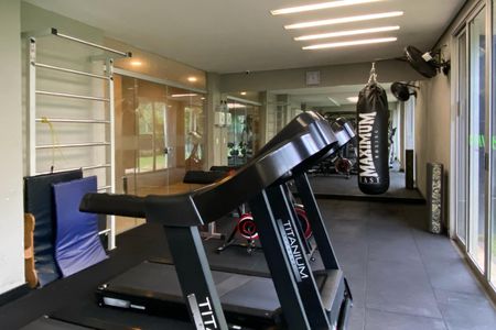 Apartamento à venda com 100m², 3 quartos e 2 vagas Apartamento à venda com 100m², 3 quartos e 2 vagasÁrea comum - Academia