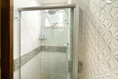 Apartamento à venda com 100m², 3 quartos e 2 vagas Apartamento à venda com 100m², 3 quartos e 2 vagasBanheiro da Suíte 1