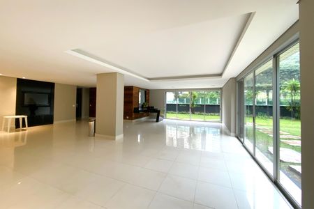 Apartamento à venda com 100m², 3 quartos e 2 vagas Apartamento à venda com 100m², 3 quartos e 2 vagasÁrea comum - Salão de festas