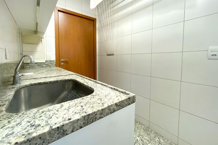 Apartamento à venda com 100m², 3 quartos e 2 vagas Apartamento à venda com 100m², 3 quartos e 2 vagasÁrea de Serviço