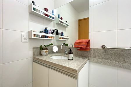 Apartamento à venda com 88m², 3 quartos e 2 vagasBanheiro da Suíte 1