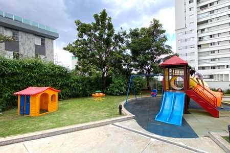 Apartamento à venda com 88m², 3 quartos e 2 vagasÁrea comum - Playground