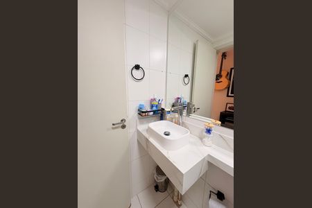 Apartamento à venda com 64m², 2 quartos e 1 vagaBanheiro Social