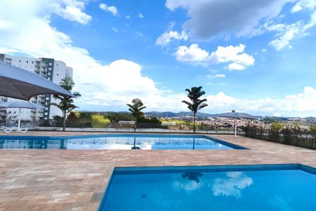 Apartamento à venda com 64m², 2 quartos e 1 vagaÁrea comum - Piscina