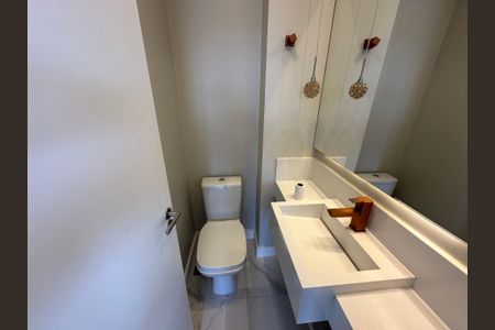 Apartamento para alugar com 128m², 3 quartos e 2 vagasLavabo