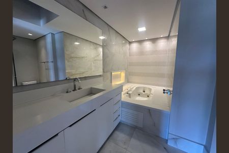 Apartamento para alugar com 128m², 3 quartos e 2 vagasBanheiro da Suíte 3