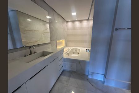 Apartamento para alugar com 128m², 3 quartos e 2 vagasBanheiro da Suíte 3