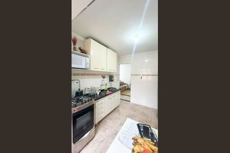 Apartamento à venda com 57m², 2 quartos e 1 vaga Apartamento à venda com 57m², 2 quartos e 1 vagaCozinha