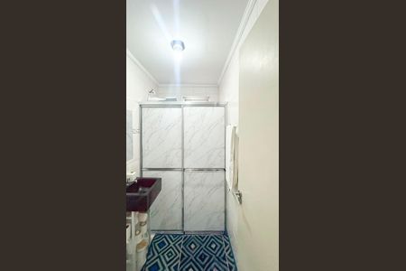 Apartamento à venda com 57m², 2 quartos e 1 vaga Apartamento à venda com 57m², 2 quartos e 1 vagaBanheiro social