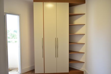 Apartamento para alugar com 98m², 3 quartos e 2 vagasQuarto 2