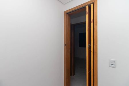 Banheiro de apartamento para alugar com 2 quartos, 38m² em Vila Isolina Mazzei, São Paulo