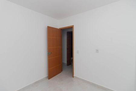 Quarto 1 de apartamento para alugar com 2 quartos, 38m² em Vila Isolina Mazzei, São Paulo