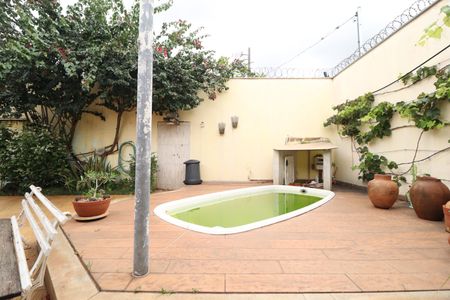Casa para alugar com 390m², 3 quartos e 2 vagasPiscina