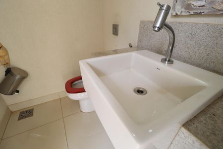 Casa para alugar com 390m², 3 quartos e 2 vagasLavabo