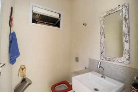 Casa para alugar com 390m², 3 quartos e 2 vagasLavabo