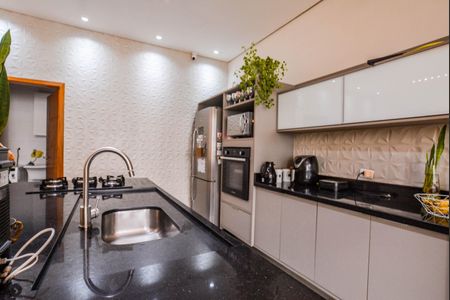 Casa à venda com 165m², 3 quartos e 1 vagaCozinha